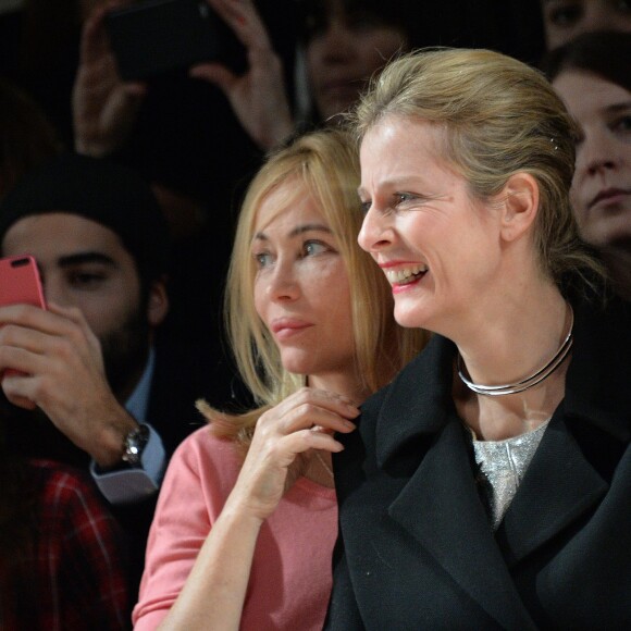 Emmanuelle Béart, Karin Viard - People au défilé de mode Paul & Joe collection prêt-à-porter Automne Hiver 2016/2017 lors de la fashion week à Paris, le 8 mars 2016. © CVS/Veeren/Bestimage
