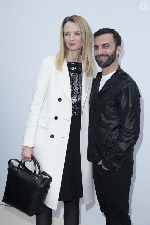 Delphine Arnault et Nicolas Ghesquière - Coulisses du défilé Louis Vuitton (collection automne-hiver 2016/2017) à la Fondation Louis Vuitton. Paris, le 9 mars 2016.