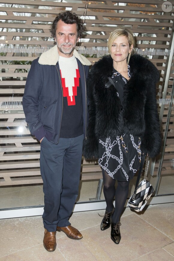 Eric Lartigau et sa femme Marina Foïs  - Défilé Louis Vuitton (collection automne-hiver 2016/2017) à la Fondation Louis Vuitton. Paris, le 9 mars 2016.