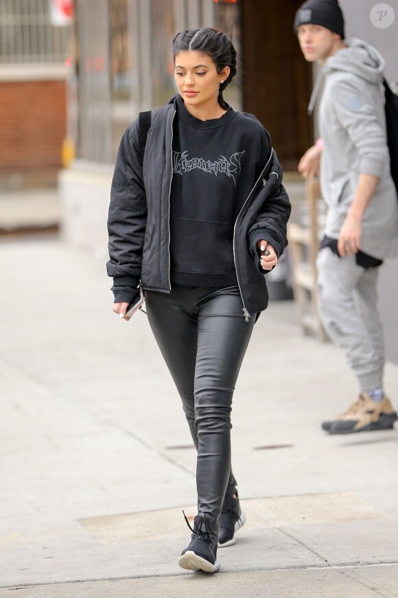 Kylie Jenner quitte son hôtel de New York le 18 février 2016