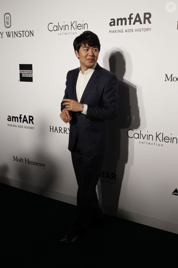 Le pianiste Lang Lang au gala de l'amfAR à Hong Kong le 19 Mars 2016. Red carpet at the AIDS fundraising gala by amfAR in Hong Kong on Mach 19, 2016. © Liau Chung Ren via ZUMA / Bestimage