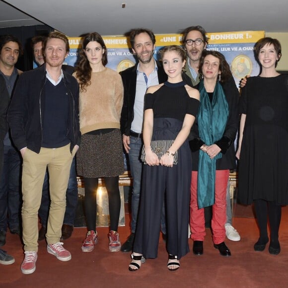 Julien Rappeneau, Charles Gilibert, Nicolas Bridet, Camille Rutherford, Alice Isaaz, Philippe Rebbot, Noémie Lvovsky, Sara Giraudeau enceinte et Kyan Khojandi - Avant-première du film "Rosalie Blum" au cinéma UGC Ciné Cité des Halles à Paris, le 22 mars 2016. © Coadic Guirec/Bestimage