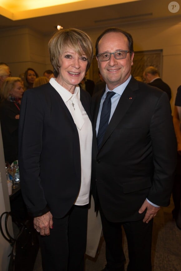 Exclusif -  François Hollande et Alice Donna - Backstage du concert d'Alain Chamfort à l'Olympia à Paris, le 25 mars 2016. © Cyril Moreau/Bestimage