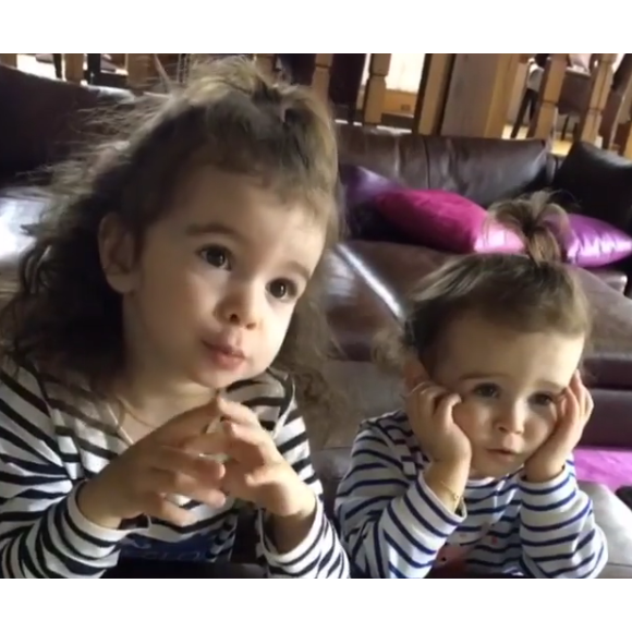 Jade Foret, ses trois enfants, Liva (3 ans), Mila (2 ans) et Nolan (2 mois) à Disneyland Paris pour l'anniversaire de Mila. Mars 2016.