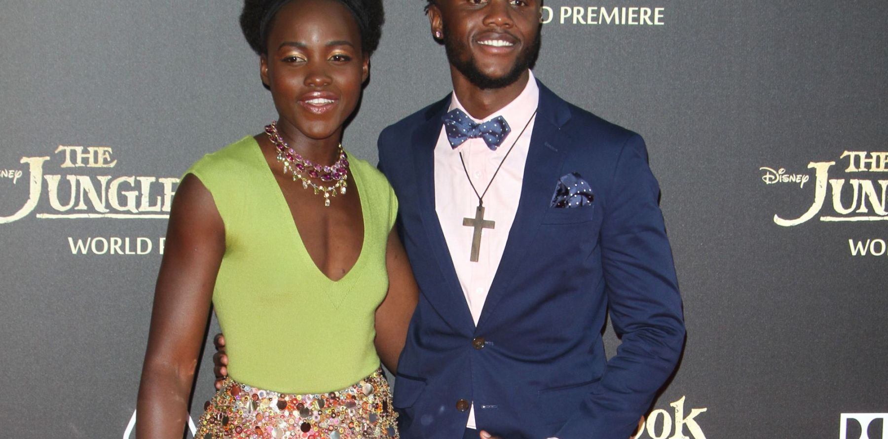 Lupita Nyong o Et Son Mari Lupita Nyong'o : Son petit frère Peter, beau gosse stylé, lui vole la  vedette - Purepeople