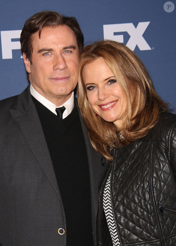 John Travolta et sa femme Kelly Preston à la première de FX's 'The People v. O.J. Simpson: American Crime Story à New York, le 30 mars 2016 © Sonia Moskowitz/Bestimag