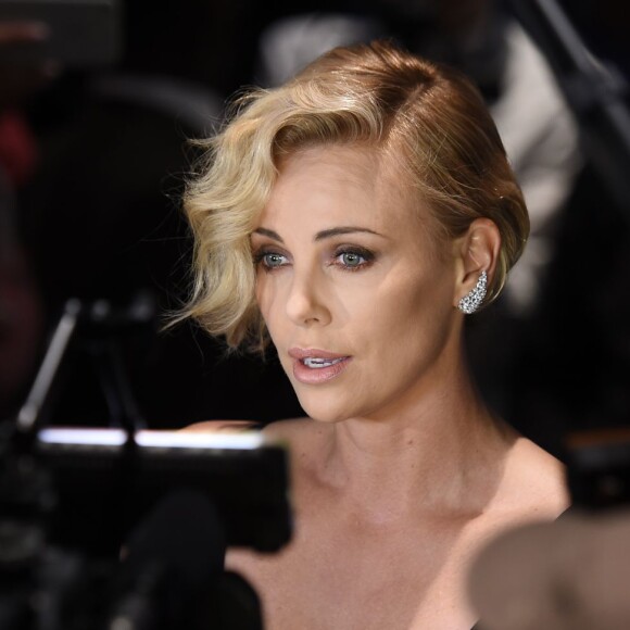 Charlize Theron au Festival du film de Berlin le 15 février 2016