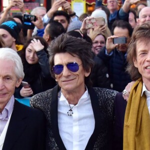 Les Rolling Stones Charlie Watts, Ronnie Wood, Mick Jagger et Keith Richards au vernissage de l'exposition "Exhibitionism" consacrée aux Rolling Stones à la Saatchi Gallery de Londres le 4 avril 2016. © CPA / Bestimage
