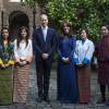 Le prince William et la duchesse Catherine de Cambridge recevaient le 6 avril 2016 à Kensington Palace de jeunes travailleurs et étudiants d'origine indienne et bhoutanaise, à quelques jours de leur tournée officiel dans leurs pays.