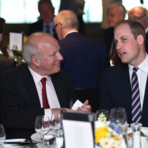 Le prince William fêtait le 6 avril 2016 ses 10 ans passés à la présidence de la Football Association (FA) à l'occasion d'un déjeuner organisé à Wembley, à Londres.