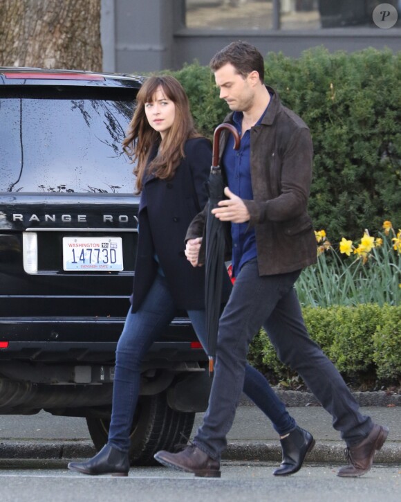Dakota Johnson et Jamie Dornan sur le tournage du film "Fifty Shades Darker" à Vancouver, le 4 avril 2016.