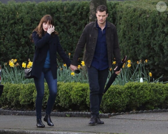 Dakota Johnson et Jamie Dornan sur le tournage du film "Fifty Shades Darker" à Vancouver, le 4 avril 2016.
