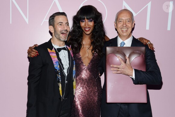 Marc Jacobs, Naomi Campbell et Benedikt Taschen (créateur de la maison d'éditions Taschen) assistent à la soirée de sortie du livre "NAOMI" au Diamond Horseshoe. New York, le 7 avril 2016.