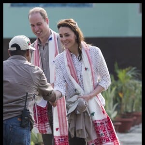 Kate Middleton et le prince William, duchesse et duc de Cambridge, ont fait un safari dans le parc Kazirangza dans l'Etat d'Assam, le 13 avril 2016, au quatrième jour de leur tournée officielle en Inde. © Stephen Lock / Zuma Press / Bestimage 