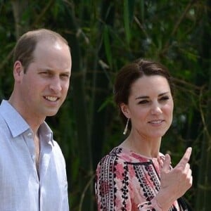 Kate Middleton et le prince William ont visité le 13 avril 2016 le village de Panbari dans le parc national Kaziranga, dans l'Etat d'Assam, au quatrième jour de leur tournée officielle en Inde.