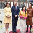 Le prince William, duc de Cambridge, et Kate Catherine Middleton, duchesse de Cambridge, arrivent à l'aéroport de Paro, à l'occasion de leur voyage au Bhoutan. Le 14 avril 2016. Ils sont accueillis par la princesse Chimi Yangzom Wangchuck et son mari Dasho Sangay Wangchuck. La princesse est la fille du roi du Bhoutan.  14 April 2016. The Duke and Duchess of Cambridge arrive at Paro International Airport in Bhutan for a two-day visit.14/04/2016 - Paro