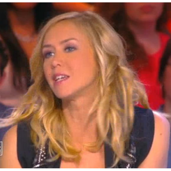 Enora Malagré s'exprime sur Nabilla et son passage dans "Sept à Huit" sur TF1. Emission "Touche pas à mon poste" sur D8, le 11 avril 2016.
