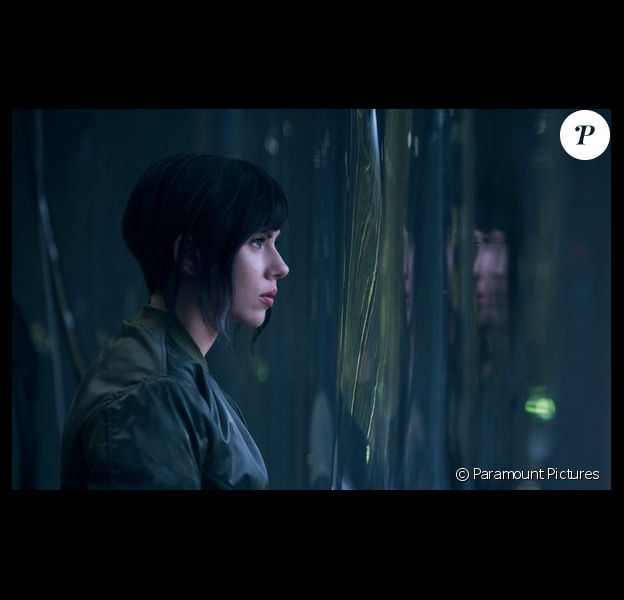Scarlett Johansson se dévoile dans la première image de Ghost In The Shell.