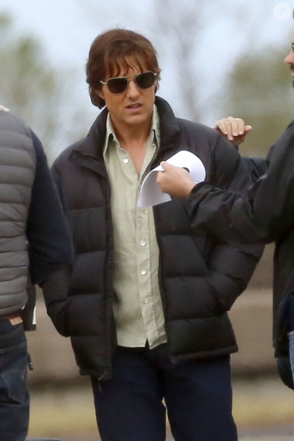 Exclusif - Tom Cruise  sur le tournage du film "Mena" à La Nouvelle-Orléans, 5 mois après le crash d'un petit avion, ayant coûté la vie à 2 personnes en Colombie. Le 3 février 2016 © CPA / Bestimage 