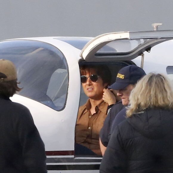Exclusif - Tom Cruise lors du tournage du film "Mena" à La Nouvelle-Orléans, 5 mois après le crash d'un petit avion, ayant coûté la vie à 2 personnes en Colombie. Le 3 février 2016 © CPA / Best