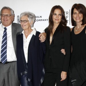 Katie Holmes en présence de ses soeurs et de ses parents, Tamera Holmes, Nancy Holmes, Martin Holmes, Kathleen Holmes lors de la première du film 'All We Had' au festival du film de Tribeca à New York le 15 Avril 2016.