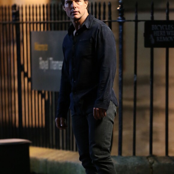Tom Cruise sur le tournage de The Mummy à Londres, le 6 avril 2016