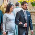 Le prince Carl Philip et la princesse Sofia de Suède, enceinte de leur premier enfant, le 3 mars 2016 à Stockholm lors de la messe au lendemain de la naissance du prince Oscar.