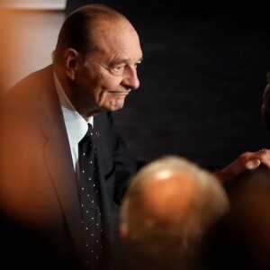 Jacques et Bernadette Chirac à la cérémonie de remise du Prix pour la prevention des conflits de la Fondation Chirac au musée du quai Branly à Paris le 21 Novembre 2013