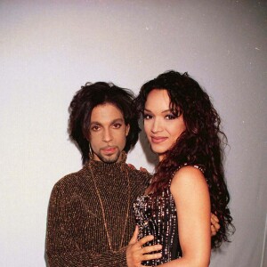 Prince avec sa femme en 1999