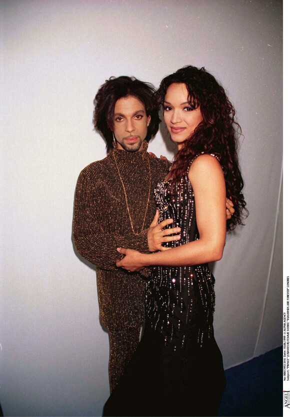 Prince avec sa femme en 1999