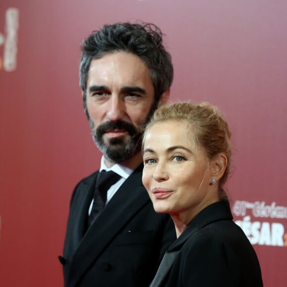 Emmanuelle Béart (Habillée en Dior) et son compagnon Frédéric - Photocall lors de la 41ème cérémonie des Cesar au théâtre du Châtelet à Paris, le 26 février 2016. © Borde-Jacovides/Bestimage