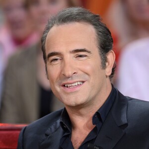 Jean Dujardin - Enregistrement de l'émission "Vivement Dimanche" à Paris le 25 Novembre 2015 et qui sera diffusée le 29 Novembre 2015.