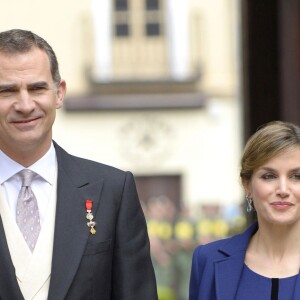 Le roi Felipe IV et la reine Letizia d'Espagne remettaient le 23 avril 2016 à l'Université Alcala de Henares à Madrid le prix de littérature Miguel de Cervantes 2015 à l'écrivain mexicain Fernando del Paso.