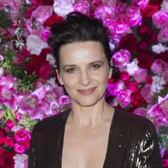 Exclusif - Juliette Binoche - Dîner de gala "Mille et Une Nuits pour Mille et Un Coeurs", organisé par Dominique Ouattara dans le cadre de sa fondation "Children of Africa", qui vient en aide aux enfants d'Afrique, dans les secteurs de la santé, de l'éducation, le social et les centres subventionnés, à Abidjan. Le 11 mars 2016 © Olivier Borde / Bestimage