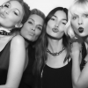 Gigi Hadid, sa mère Yolanda, Lily Aldridge et Taylor Swift au Nice Guy. Photo publiée le 28 avril 2016.
