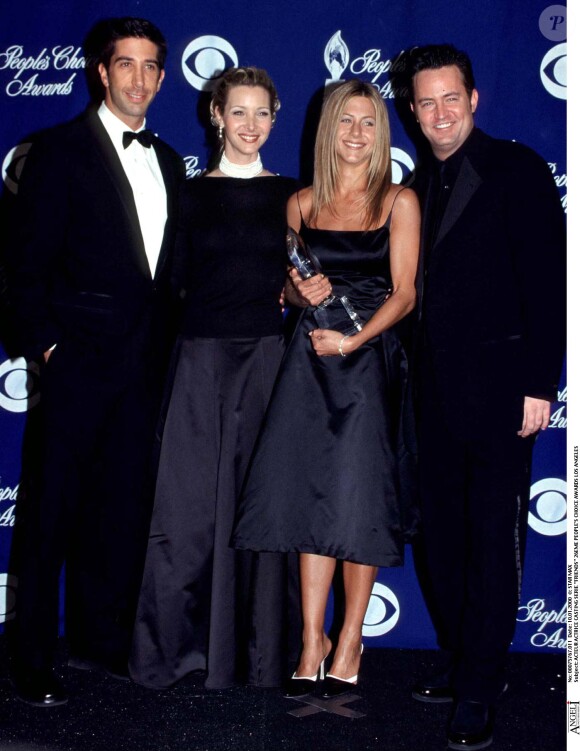 Jennifer Aniston, Matthew Perry, David Schwimmer et Lisa Kudrow lors des People Choice Awards en 2000