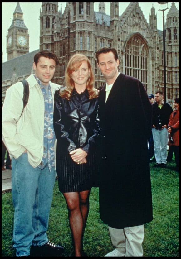 Matt LeBlanc, Sarah Ferguson et Matthew Perry en 1990