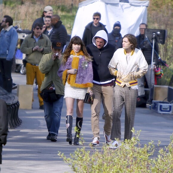 Exclusif - Lou Doillon sur le tournage d'une publicité pour Gucci à Central Park. New York, le 14 avril 2016.