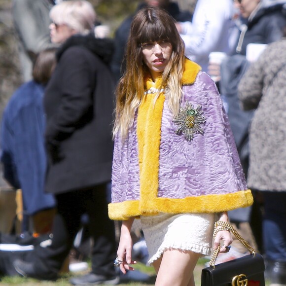 Exclusif - Lou Doillon sur le tournage d'une publicité pour Gucci à Central Park. New York, le 14 avril 2016.