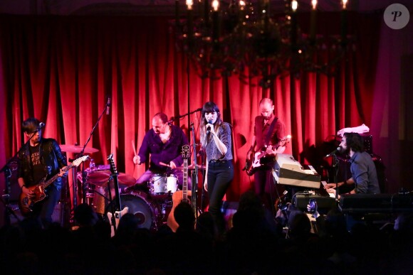 Lou Doillon en concert au Bush Hall. Londres, le 27 avril 2016.