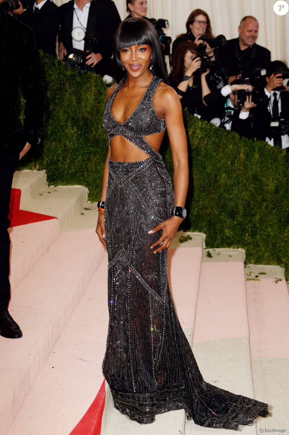 Naomi Campbell Met Gala 2016, vernissage de l'exposition Manus x