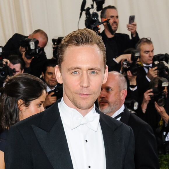 Tom Hiddleston en tenue Ralph Lauren au Met Gala le 2 mai 2016