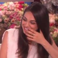 Mila Kunis hilare et gênée : Le sexe avec Ashton Kutcher ? "C'est génial !"