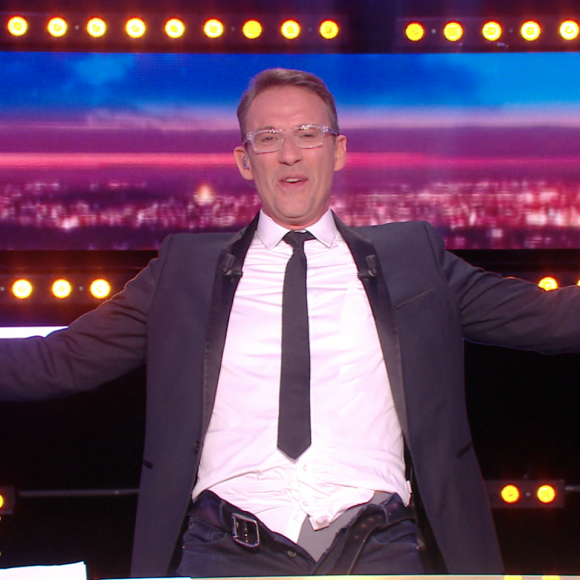 Julien Courbet, dans Faut pas abuser!, le mardi 10 mai 2016 à 21h00 sur D8.