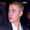 Justin Bieber arrive au club Up & Down à New York, le 2 mai 2016