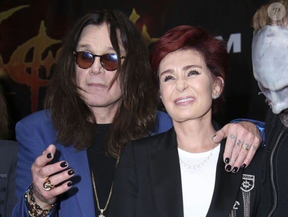 Ozzy Osbourne et Sharon Osbourne se retrouvent pour la soirée ‘Corey Taylor Special Announcement' au Palladium à Hollywood. Après trente ans de mariage, le couple mythique du heavy metal, Ozzy et Sharon Osbourne se séparent. Selon plusieurs sources, ce dernier aurait même quitté le domicile conjugal. Le 12 mai 2016