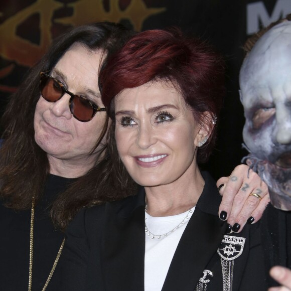 Ozzy Osbourne et Sharon Osbourne se retrouvent pour la soirée ‘Corey Taylor Special Announcement' au Palladium à Hollywood. Après trente ans de mariage, le couple mythique du heavy metal, Ozzy et Sharon Osbourne se séparent. Selon plusieurs sources, ce dernier aurait même quitté le domicile conjugal. Le 12 mai 2016