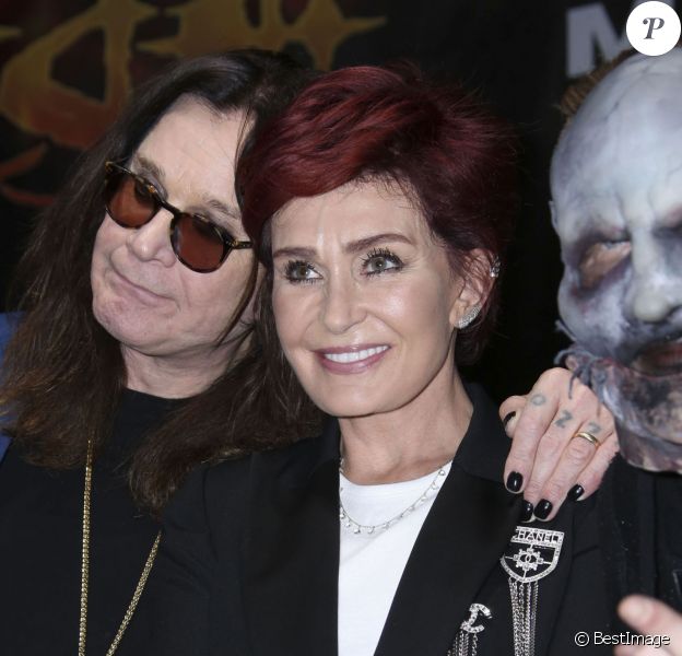 Ozzy Osbourne et Sharon Osbourne se retrouvent pour la soirée ‘Corey Taylor Special Announcement' au Palladium à Hollywood. Après trente ans de mariage, le couple mythique du heavy metal, Ozzy et Sharon Osbourne se séparent. Selon plusieurs sources, ce dernier aurait même quitté le domicile conjugal. Le 12 mai 2016