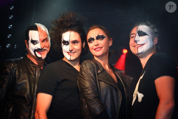 Sandrine Quétier et son groupe The Jokers (composé de Santi, Ludovic Patsouris et Thomas Courcelles) en concert au Bus Palladium à Paris. Le 27 novembre 2014 27/11/2014 - Paris
