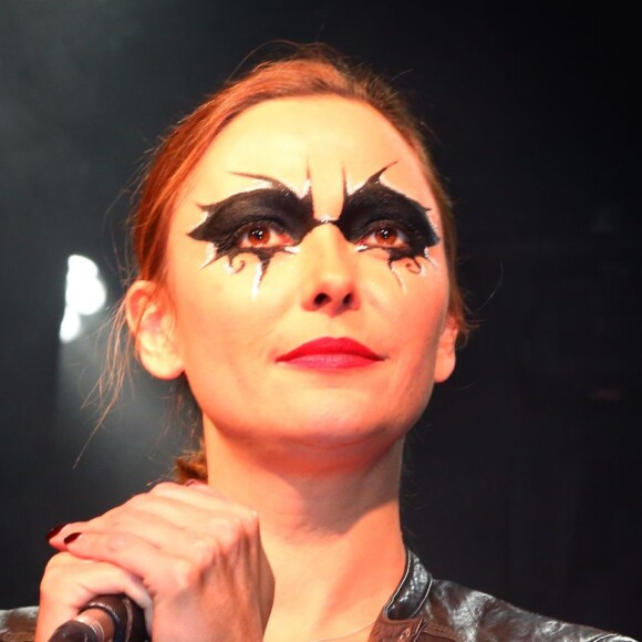 Sandrine Quétier et son groupe The Jokers (composé de Santi, Ludovic Patsouris et Thomas Courcelles) en concert au Bus Palladium à Paris. Le 27 novembre 2014 27/11/2014 - Paris